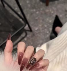 -莎拉美学·美甲美睫