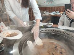 锅贴-三里屯土灶炖公鸡地锅鸡(江东店)