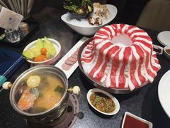 -海鲨湾海鲜会馆(百家湖1912店)