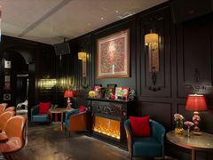 -弦月窗LUNETTE BY AMANDA(复兴路店)