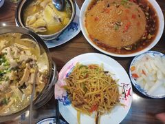 -缘来聚·徽菜名店(黄山宏村店)