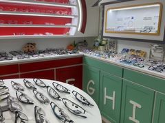 -美空眼镜·星趣控·新乐学·控优点合作店(周浦万达店)
