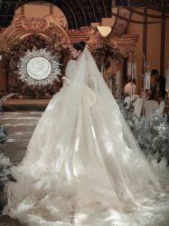 -伯瓷皇后婚纱艺术空间
