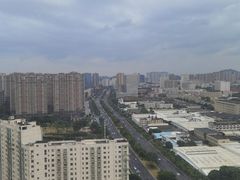 -荣誉国际酒店-云顶旋转餐厅