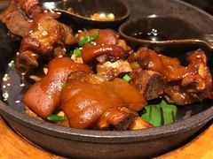 -云海肴·汽锅鸡·云南菜(天山百盛优客店)