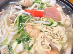 -丽虹云南过桥米线(兴工街店)