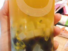 鲜百香果双响炮-CoCo都可(光谷天地店)