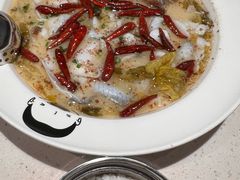 -江渔儿酸菜鱼·拔草餐厅(虎门君乐汇店)