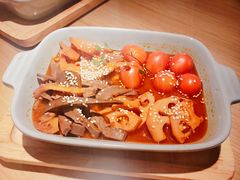 当红卤味拼盘-蜜桃餐厅·伴山(绿宝广场店)