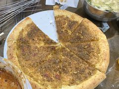 隔壁店的蒜蓉烤馕-清真·马峰烤肉(小学习北巷店)