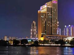 -兰州皇冠假日酒店