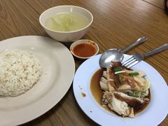 -伍秀泽海南鸡饭茶室