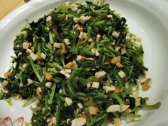 -头上红煨盐鸡·非遗院子餐厅