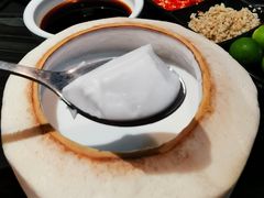 -东椰·海南椰子鸡火锅(朝阳门店)