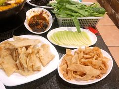 井冈山豆皮-湘肠香火锅店(团结湖店)