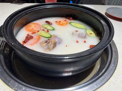 -钢管厂五区小郡肝串串香火锅(梅川路店)