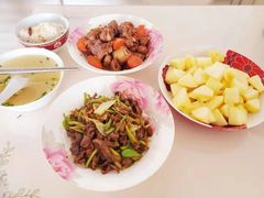 -阿姨来了月嫂服务中心(徐汇店)