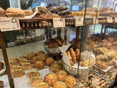 -CARINO BAKERY&CAFE(人广来福士店)