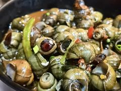 -虾弄弄海派小龙虾·牛羊蝎子火锅