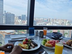 -上海龙之梦万丽酒店