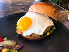 -HIGH FIVE哈福手工汉堡(桂林路店)