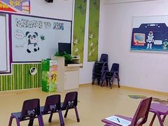 -瑞思少儿中心·少儿英语素养启蒙(勒泰直营校区)