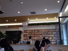 -猫的天空之城概念书店(景德镇陶溪川店)