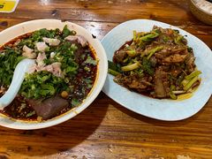 -朱大嘴肥肠血旺(福字街店)