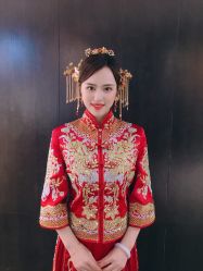 -艾米丽婚纱礼服