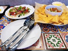 墨西哥玉米片-LESCEDARS Brasserie Bistro香柏树