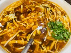 海鲜酸辣汤-万荣烤鸭店·北京菜(农光里店)