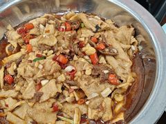 -湖南人家湘菜馆(镇江路店)