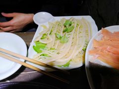 -红九格老火锅(三峡广场店)