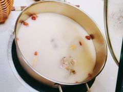 -煲王粤菜餐厅(中侨中心店)