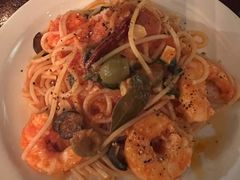艺女风虾仁番茄面-羽深肉铺 Steak & Wine