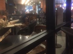 -星巴克(上海虹桥新天地二店)