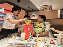 -海底捞火锅(宝龙广场夜宵主题店)