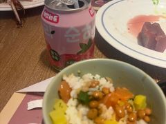 -咖啡苑自助餐厅·中国大饭店