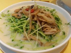 上汤豆苗-石头咕(葵蓬店)