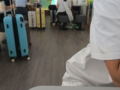 -麦当劳(上海虹桥站30B检票口楼上)