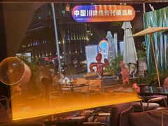 -何师烧烤·香辣蟹·川菜·30年老品牌(太古里旗舰店)