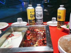 -二荆条·蜀鲜汇城市森林火锅