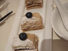 芝士蓝莓拿破仑-利苑酒家(宜安广场店)