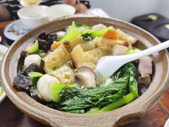 三鲜砂锅-吾介小籠館