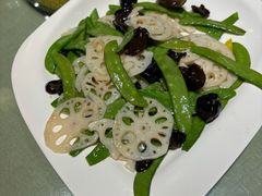 -刘胖子家常菜·蹄花焖藕(中央花园店)