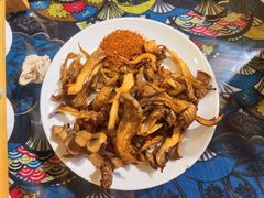 炸菌子-勺子米线·云南传统小吃市集(四方街店)