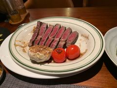 -MONICH牛排融合餐厅(和义大道购物中心店)