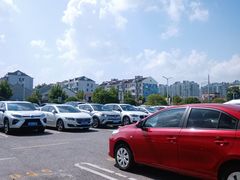 -新场古镇-停车场