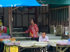 -拉威海鲜市场