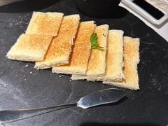 鸭肝酱配面包-四季民福烤鸭店(外滩外白渡桥店)